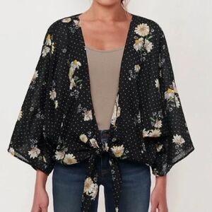 Lauren Conrad Dreamy Floral Kimono